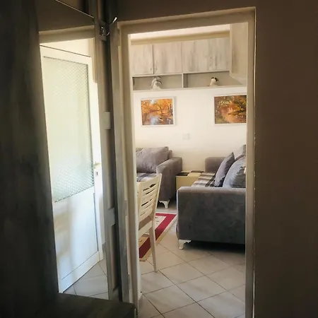 Lovely Cozzy Flat * Tirana