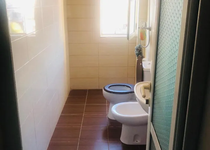 Chill Inn, Into A Cozzy Space Apartament