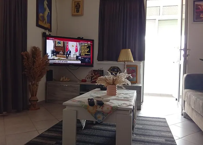 Chill Inn, Into A Cozzy Space Apartament *